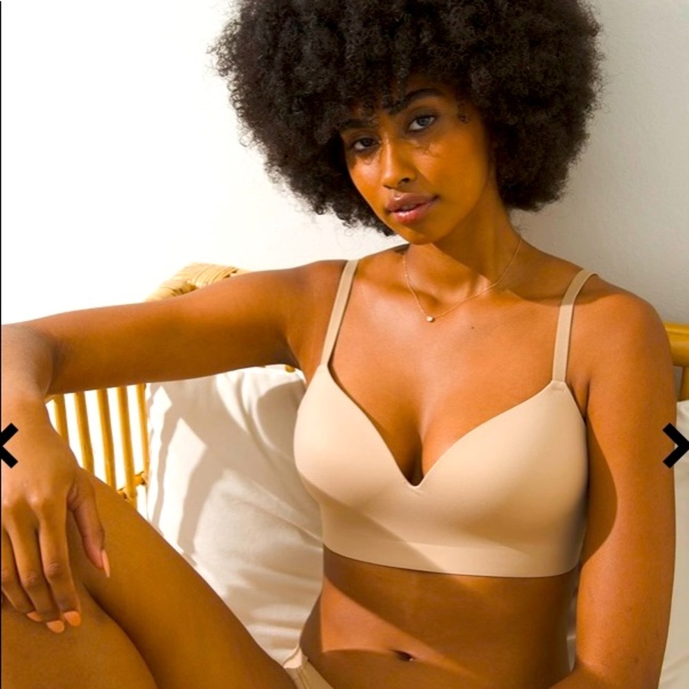 4 Soma enbliss wireless bras.  38DD